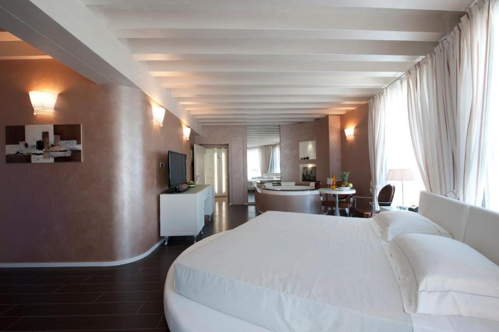 Hotel Morgana Rodengo-Saiano Quarto foto